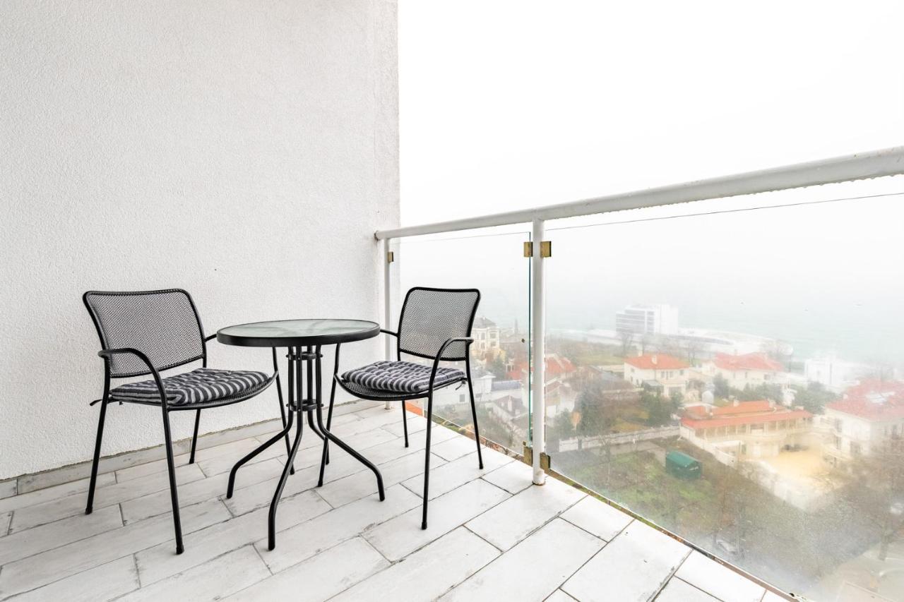 New Romantic Sea-view By Odessa